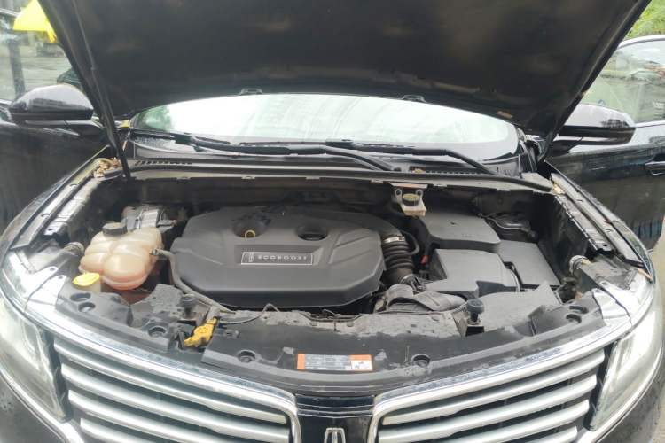 Used Lincoln MKC 2014 2.0T Four-Wheel Drive Luxury Edition Engine Bay