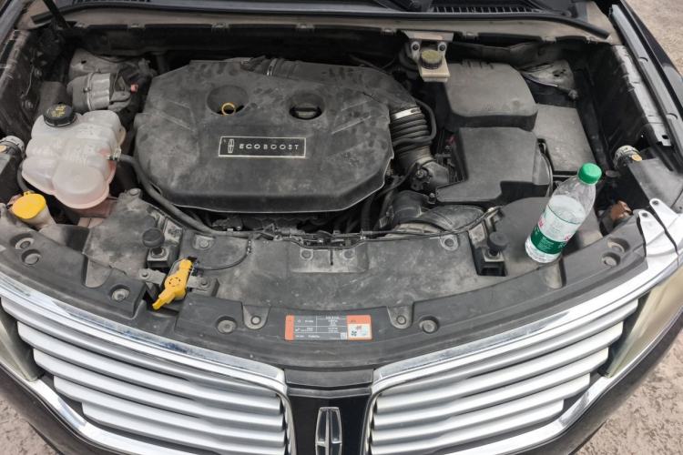 Used Lincoln MKC 2014 2.0T Four-Wheel Drive Prestige Edition Engine Bay