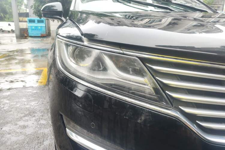 Used Lincoln MKC 2014 2.0T Four-Wheel Drive Luxury Edition Exterior 6