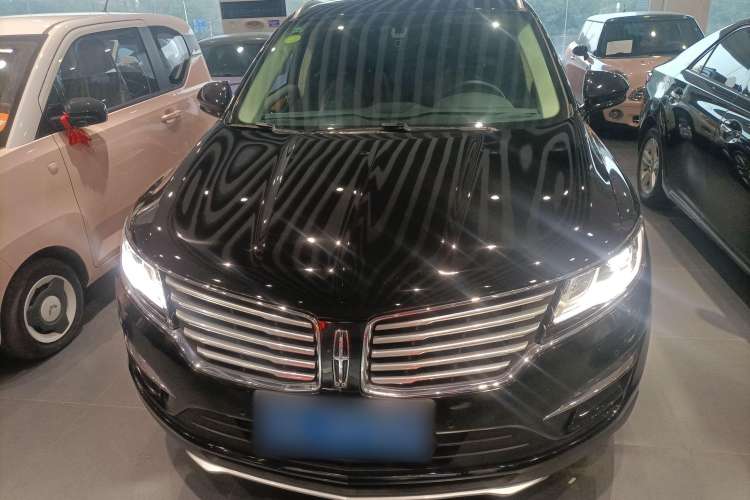 Used Lincoln MKC 2014 2.0T Two-Wheel-Drive Luxury Edition Front