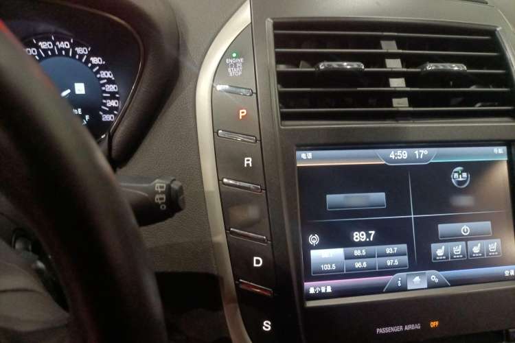 Used Lincoln MKC 2014 2.0T Two-Wheel-Drive Luxury Edition Gear Lever