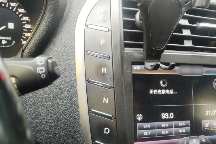 Used Lincoln MKC 2014 2.0T Four-Wheel Drive Luxury Edition Gear Lever