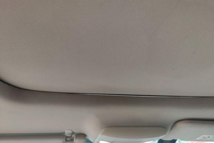 Used Lincoln MKC 2014 2.0T Four-Wheel Drive Prestige Edition Headliner