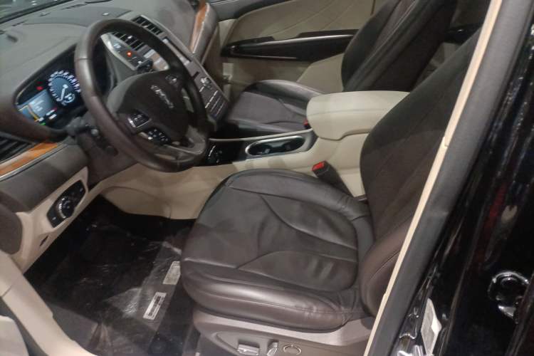 Used Lincoln MKC 2014 2.0T Two-Wheel-Drive Luxury Edition Left Front Seat