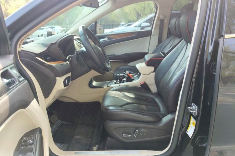 Used Lincoln MKC 2014 2.0T Four-Wheel Drive Luxury Edition Left Front Seat