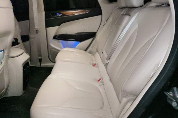 Used Lincoln MKC 2014 2.0T Four-Wheel Drive Luxury Edition Left Rear Seat