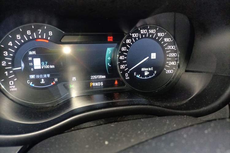 Used Lincoln MKC 2014 2.0T Two-Wheel-Drive Luxury Edition Odometer Close Up