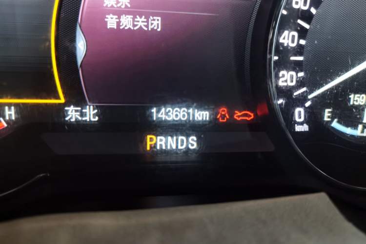 Used Lincoln MKC 2014 2.0T Two-Wheel Drive Deluxe Edition Odometer Close Up