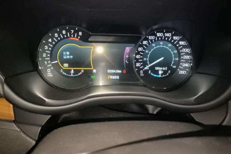 Used Lincoln MKC 2014 2.0T Four-Wheel Drive Luxury Edition Odometer Close Up