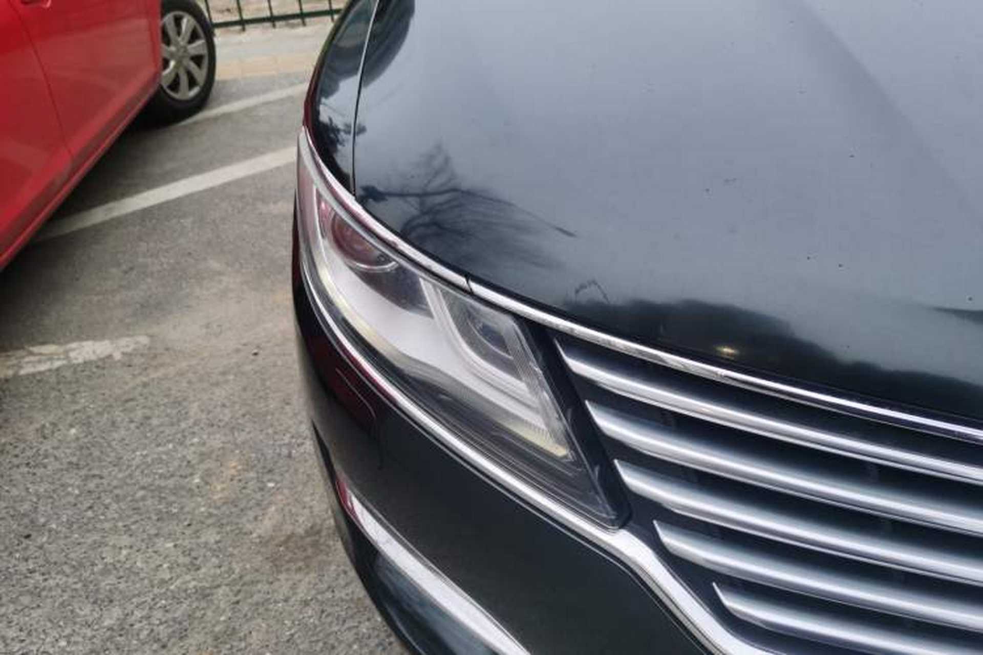 Used Lincoln MKC 2014 2.0T Two-Wheel-Drive Luxury Edition Right Front Headlight