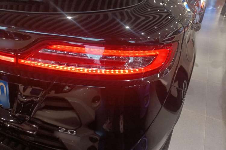 Used Lincoln MKC 2014 2.0T Two-Wheel-Drive Luxury Edition Right Rear Taillight