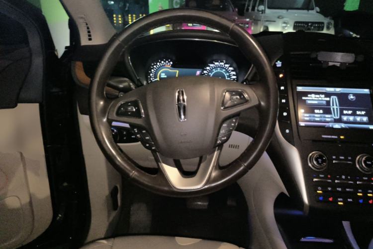 Used Lincoln MKC 2014 2.0T Four-Wheel Drive Luxury Edition Steering Wheel