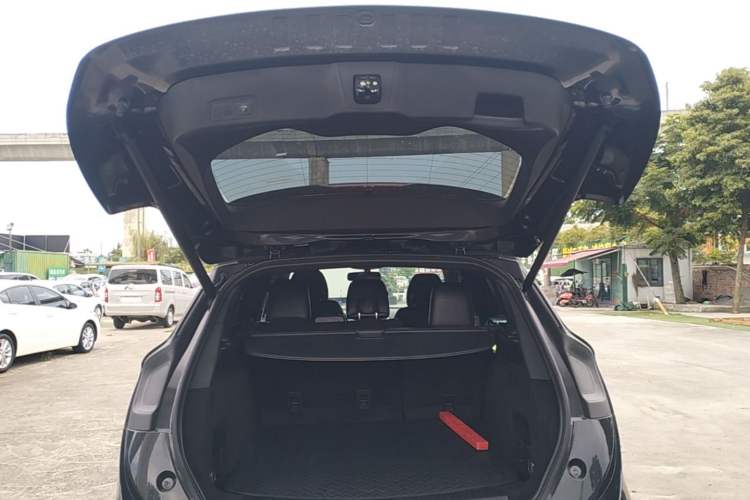 Used Lincoln MKC 2014 2.0T Two-Wheel-Drive Luxury Edition Trunk