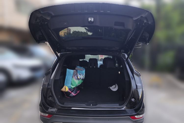 Used Lincoln MKC 2014 2.0T Two-Wheel Drive Deluxe Edition Trunk