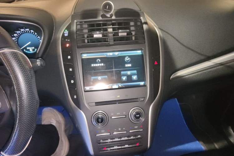Used Lincoln MKC 2014 2.0T Two-Wheel Drive Deluxe Edition Audio And AC Panel