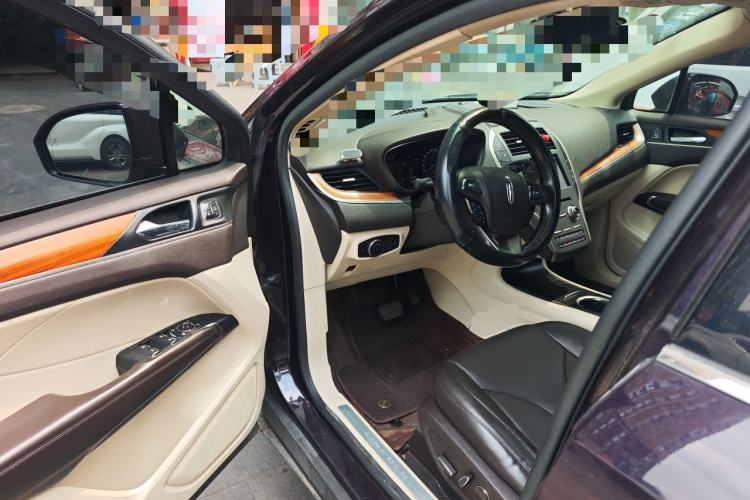 Used Lincoln MKC 2014 2.0T Two-Wheel-Drive Luxury Edition Driver Seat