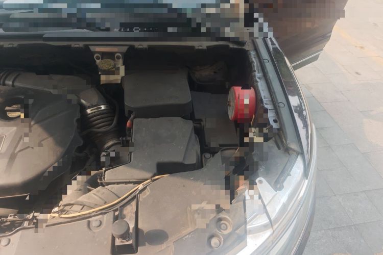 Used Lincoln MKC 2014 2.0T Two-Wheel-Drive Luxury Edition Engine Bay Left