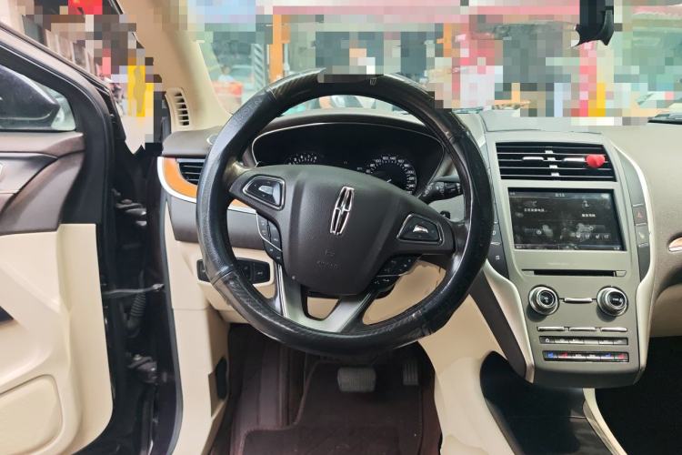 Used Lincoln MKC 2014 2.0T Two-Wheel-Drive Luxury Edition Steering Wheel
