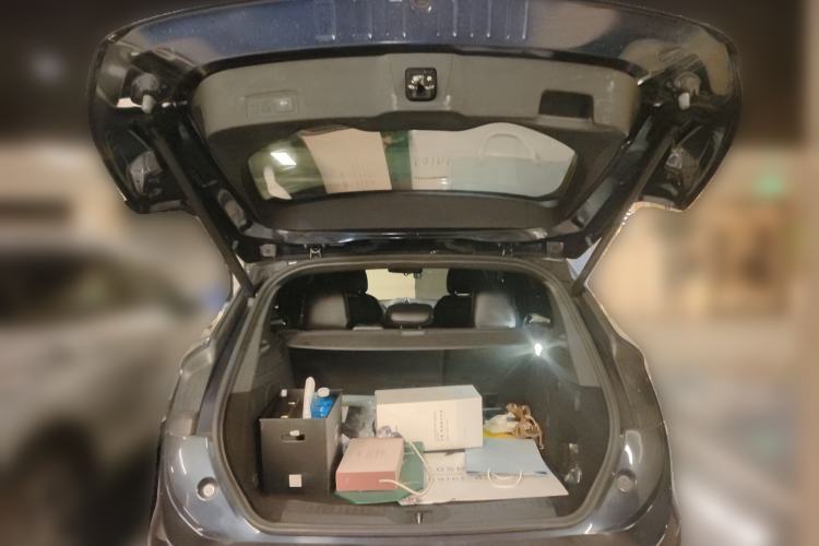 Used Lincoln MKC 2014 2.0T Two-Wheel Drive Deluxe Edition Trunk
