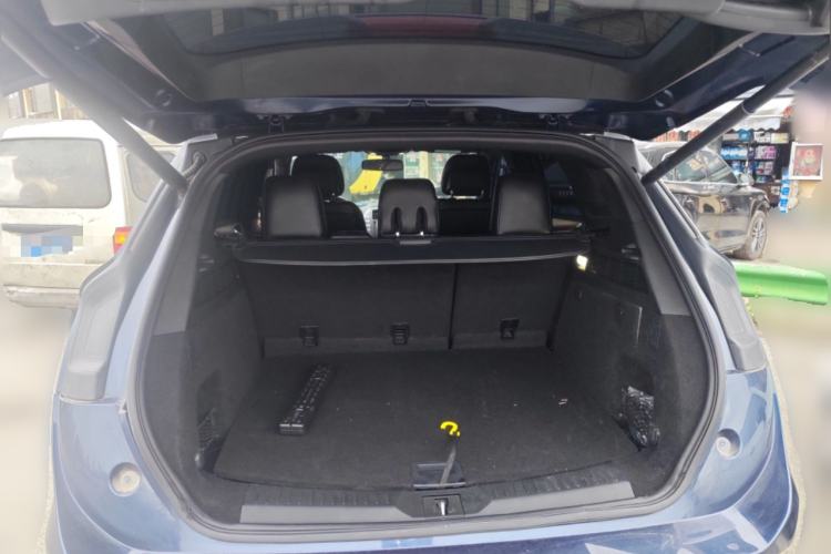 Used Lincoln MKC 2014 2.0T Four-Wheel Drive Luxury Edition Trunk