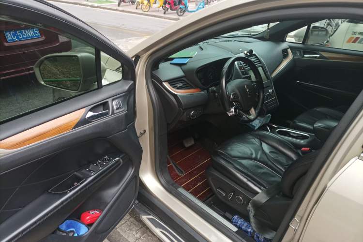 Used Lincoln MKC 2014 2.0T Four-Wheel Drive Luxury Edition Driver Seat