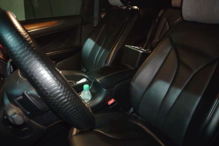 Used Lincoln MKC 2014 2.0T Two-Wheel-Drive Luxury Edition Left Front Seat