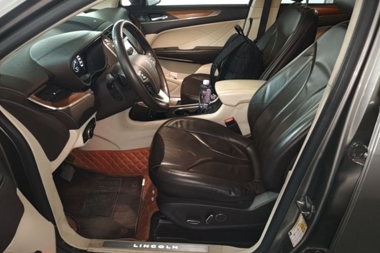 Used Lincoln MKC 2014 2.0T Two-Wheel-Drive Luxury Edition Left Front Seat
