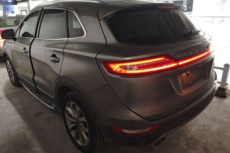 Used Lincoln MKC 2014 2.0T Two-Wheel-Drive Luxury Edition Rear Left 45 Deg