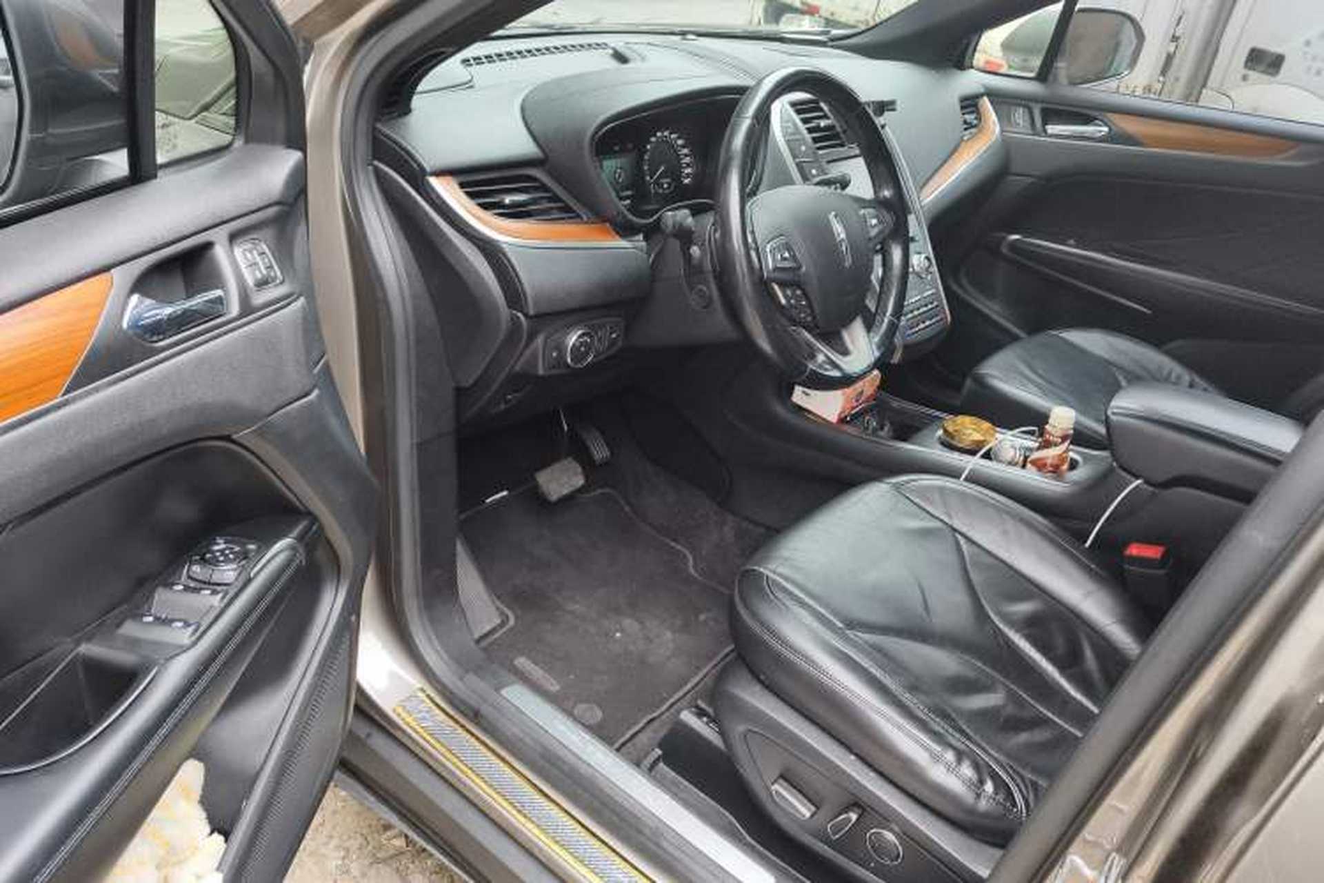 Used Lincoln MKC 2014 2.0T Two-Wheel-Drive Luxury Edition Driver Seat