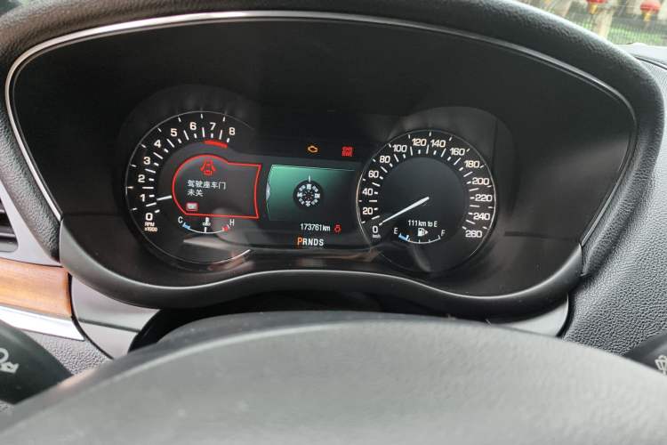 Used Lincoln MKC 2014 2.0T Two-Wheel-Drive Luxury Edition Instrument Cluster