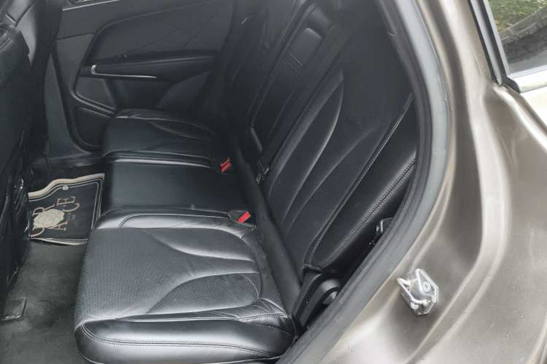 Used Lincoln MKC 2014 2.0T Two-Wheel-Drive Luxury Edition Left Rear Seat