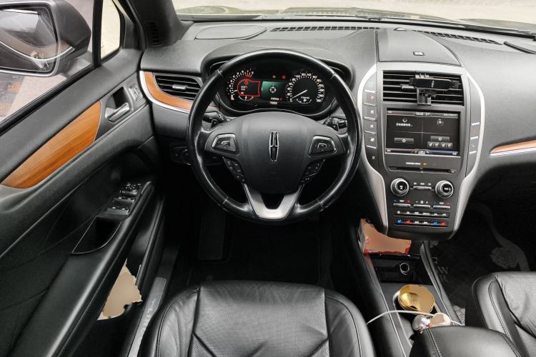 Used Lincoln MKC 2014 2.0T Two-Wheel-Drive Luxury Edition Steering Wheel