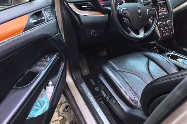 Used Lincoln MKC 2014 2.0T Four-Wheel Drive Luxury Edition Driver Seat