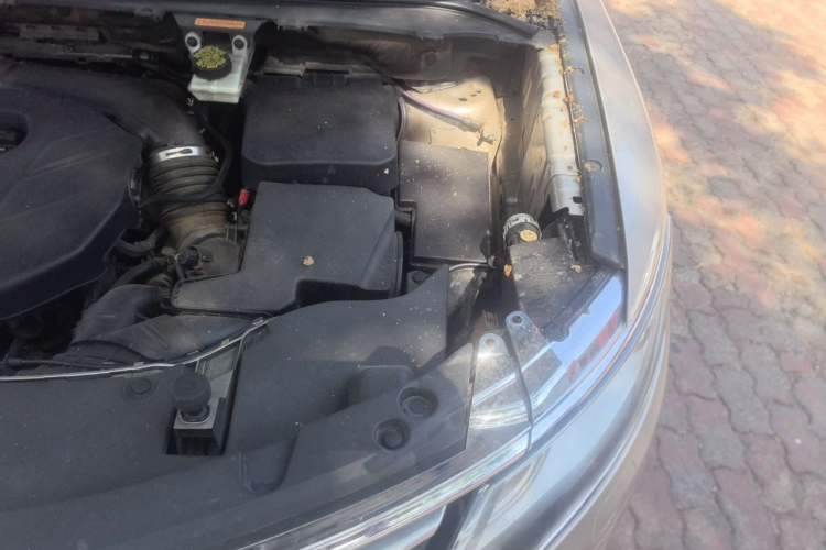 Used Lincoln MKC 2014 2.0T Four-Wheel Drive Prestige Edition Engine Bay Left
