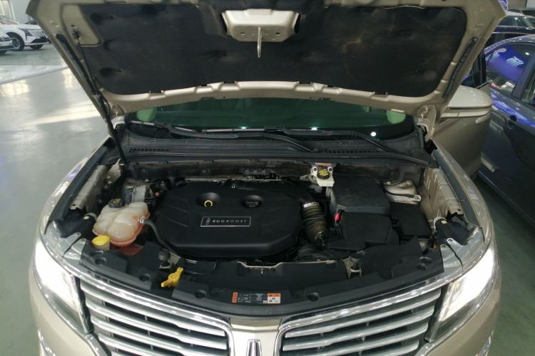 Used Lincoln MKC 2014 2.0T Four-Wheel Drive Luxury Edition Engine Bay