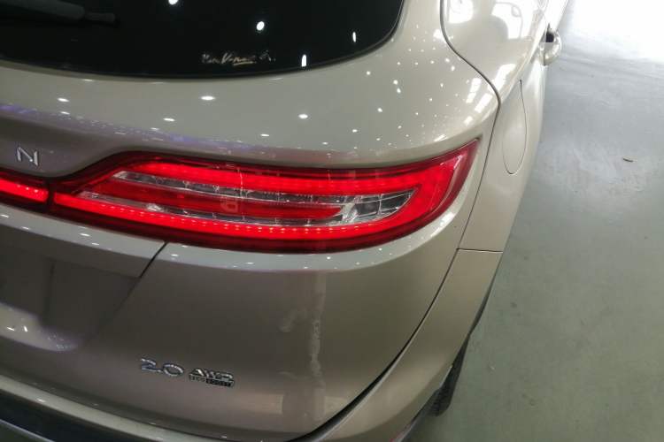 Used Lincoln MKC 2014 2.0T Four-Wheel Drive Luxury Edition Exterior 6