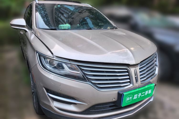 Used Lincoln MKC 2014 2.0T Four-Wheel Drive Luxury Edition Front Right 45 Deg