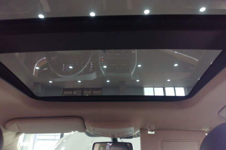 Used Lincoln MKC 2014 2.0T Four-Wheel Drive Luxury Edition Headliner