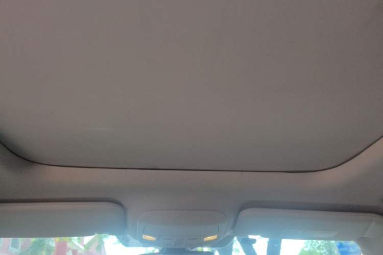 Used Lincoln MKC 2014 2.0T Four-Wheel Drive Prestige Edition Headliner