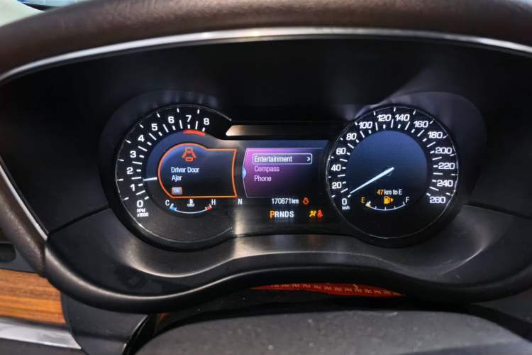 Used Lincoln MKC 2014 2.0T Four-Wheel Drive Prestige Edition Instrument Cluster