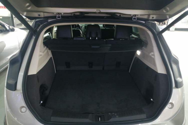 Used Lincoln MKC 2014 2.0T Four-Wheel Drive Luxury Edition Trunk