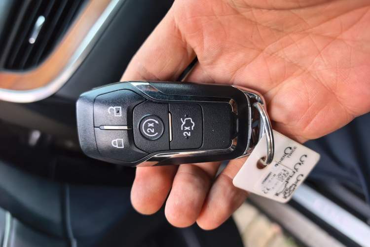 Used Lincoln MKC 2014 2.0T Four-Wheel Drive Luxury Edition Vehicle Key