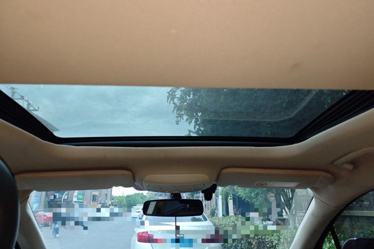 Used Lincoln MKC 2014 2.0T Two-Wheel-Drive Luxury Edition Headliner