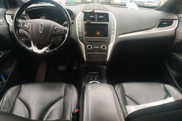 Used Lincoln MKC 2014 2.0T Four-Wheel Drive Luxury Edition Center Console