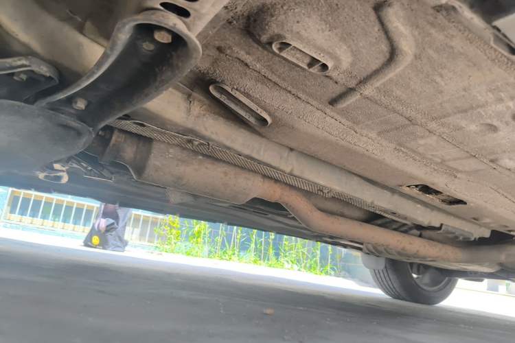 Used Lincoln MKC 2014 2.0T Two-Wheel Drive Deluxe Edition Chassis Front Left