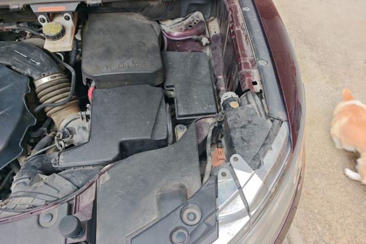 Used Lincoln MKC 2014 2.0T Four-Wheel Drive Luxury Edition Engine Bay Left