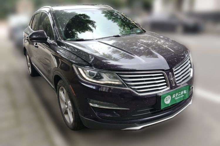 Used Lincoln MKC 2014 2.0T Two-Wheel Drive Deluxe Edition Front Right 45 Deg