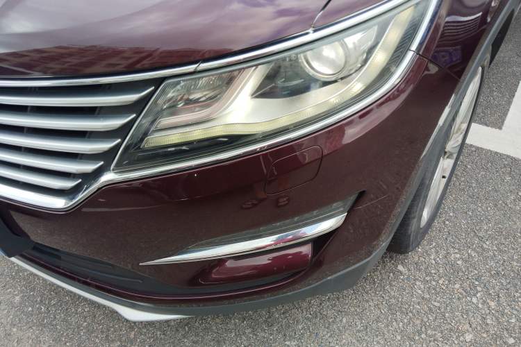 Used Lincoln MKC 2014 2.0T Two-Wheel Drive Deluxe Edition Left Front Headlight