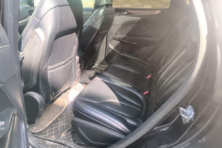 Used Lincoln MKC 2014 2.0T Two-Wheel Drive Deluxe Edition Left Rear Seat