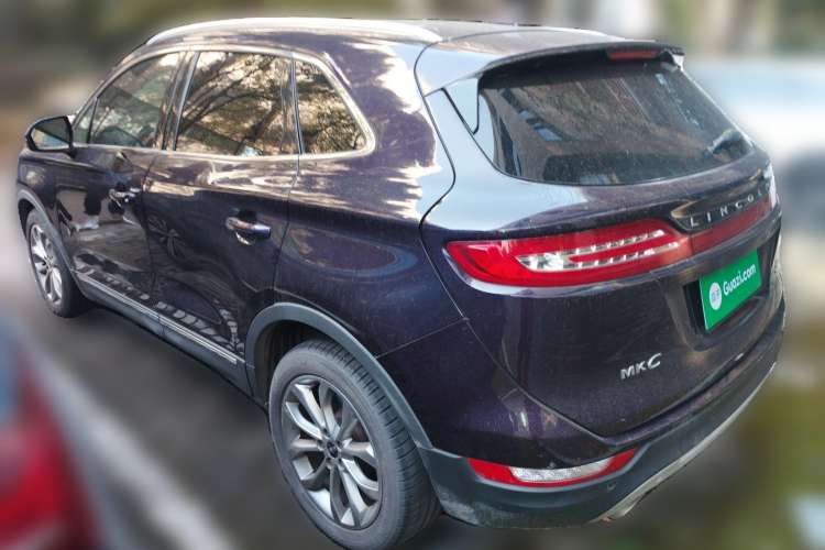 Used Lincoln MKC 2014 2.0T Two-Wheel-Drive Luxury Edition Rear Left 45 Deg